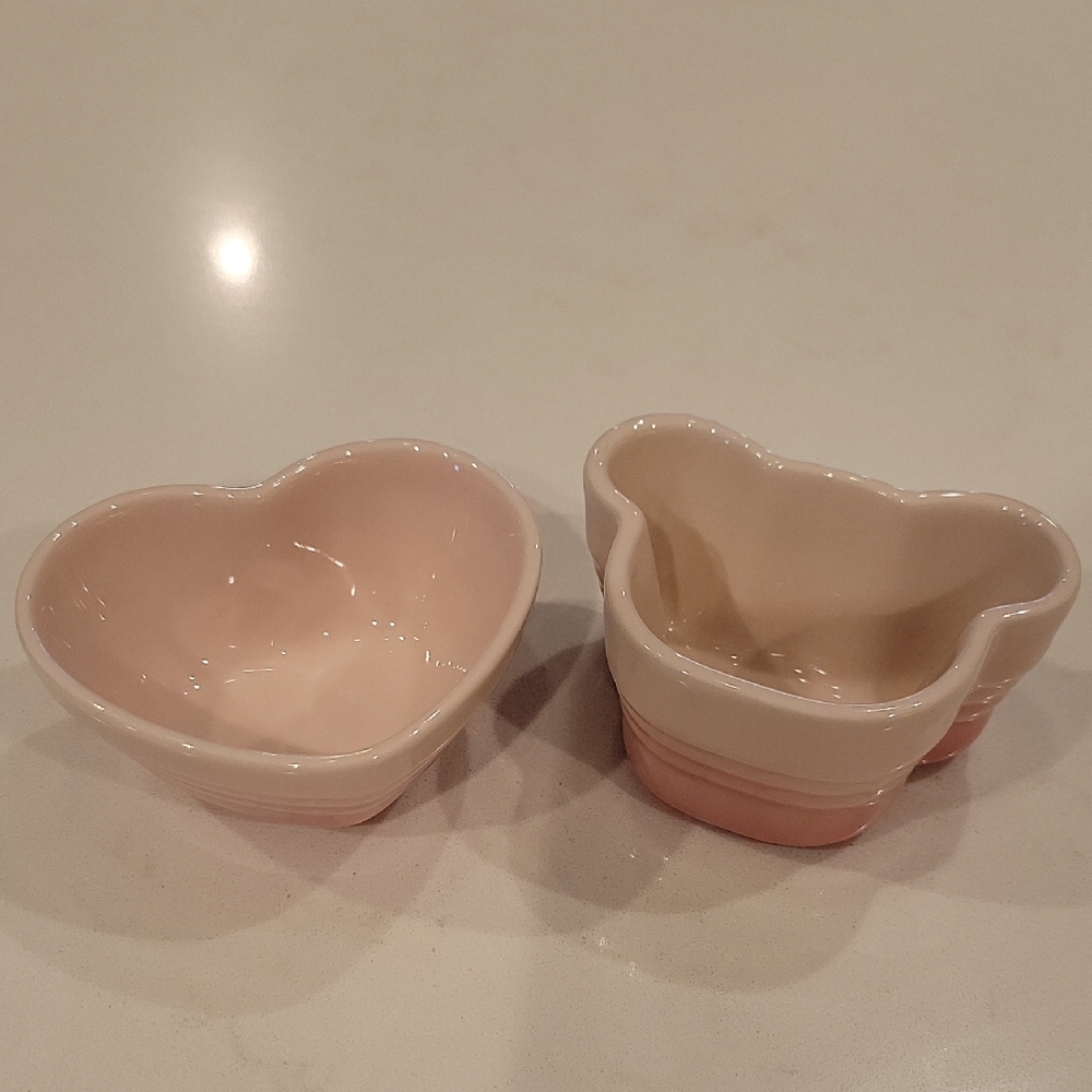 Le Creuset Retired Shell Pink Baby Infant  Ramekin Set